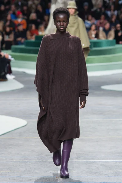 Look 2